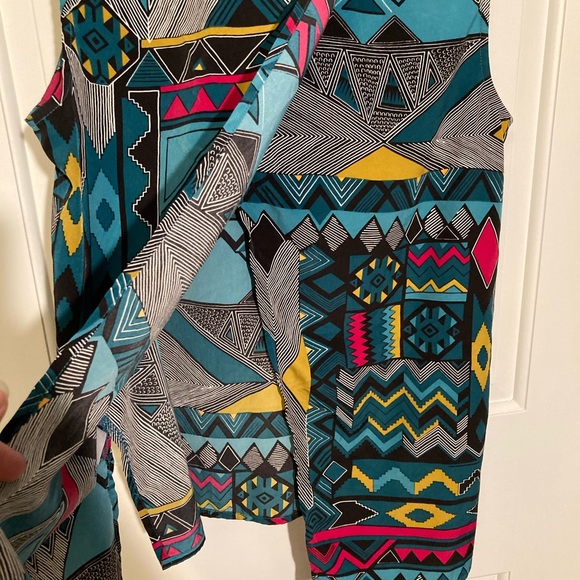Allen B. Sleeveless Geometric Print Teal Gold Mustard Magenta Top Blouse Large - Picture 9 of 10